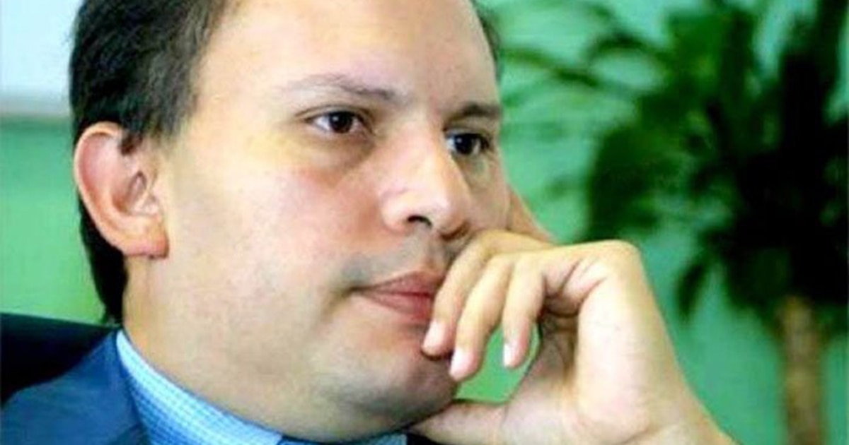 Investigación en España: Ex viceministro venezolano Nervis Villalobos acusado de blanqueo