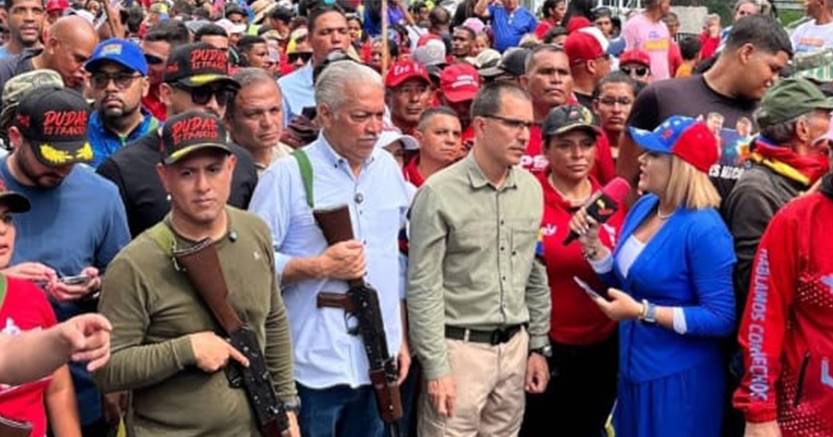 Simulacro Nacional de Maduro: Preparación ante Posible Conflicto en Venezuela