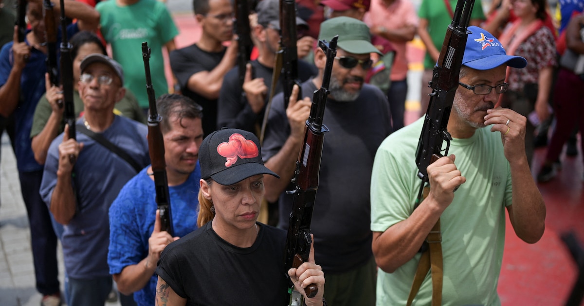 Trump ridiculiza milicias venezolanas: ‘¡Una amenaza seria!’ y revela video de entrenamiento militar