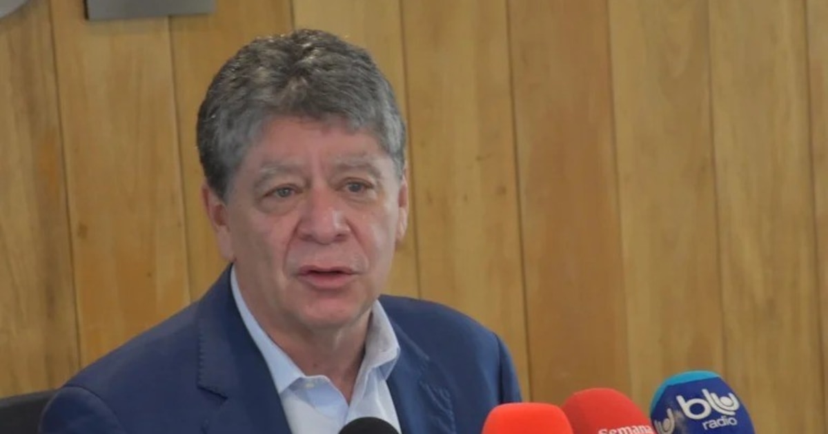 Bruce Mac Master responde a Petro sobre el reconocimiento a María Corina Machado y la controversia regional.