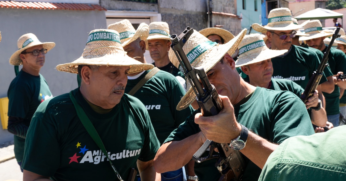 Fracaso del Llamado a las Armas de Nicolás Maduro en Venezuela: Pocas Filas en Reclutamiento